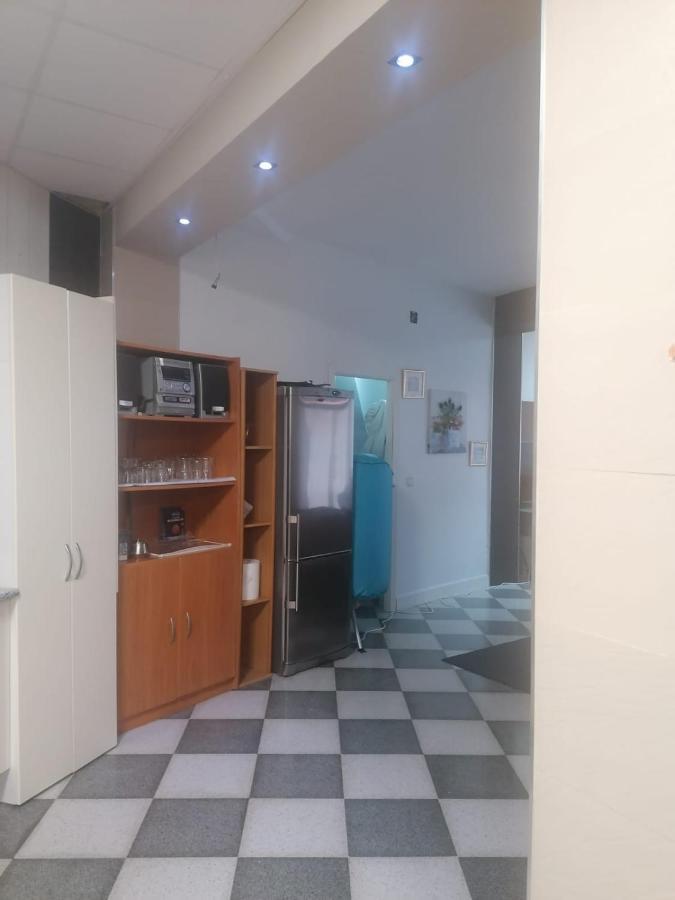 Hostal Casa Rosa Madryt Zewnętrze zdjęcie