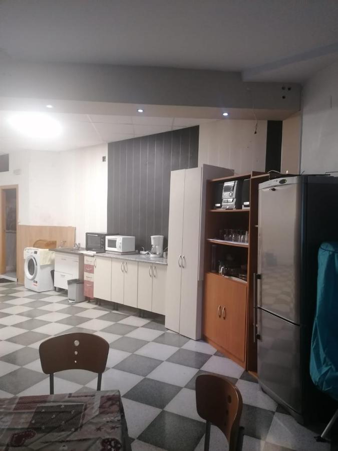 Hostal Casa Rosa Madryt Zewnętrze zdjęcie
