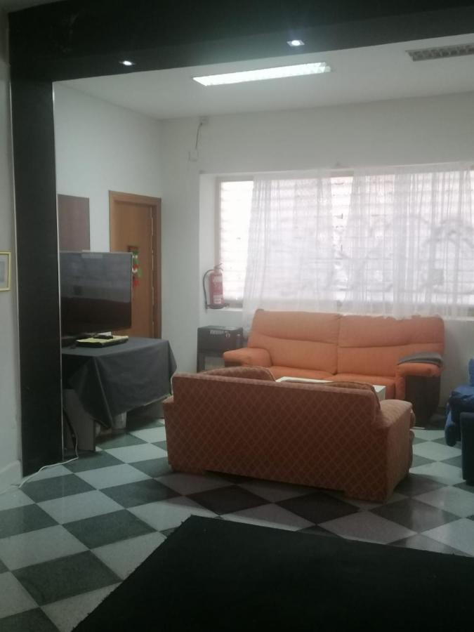 Hostal Casa Rosa Madryt Zewnętrze zdjęcie